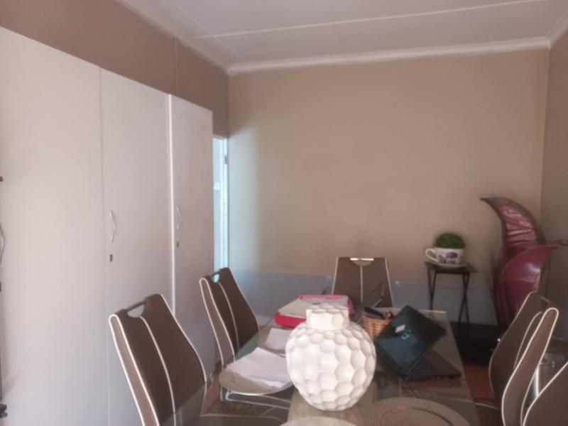 9 Bedroom Property for Sale in Queenstown Central Eastern Cape
